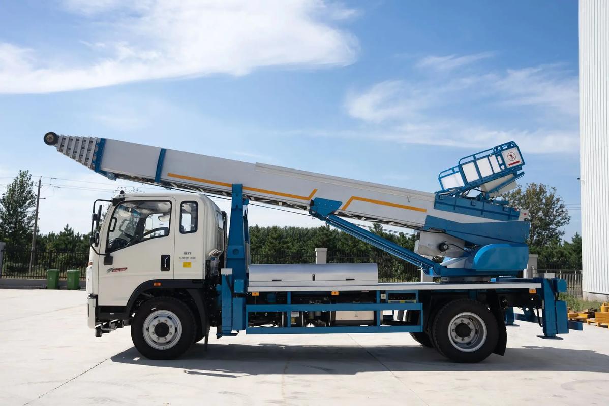 平远云梯上料车租赁费用