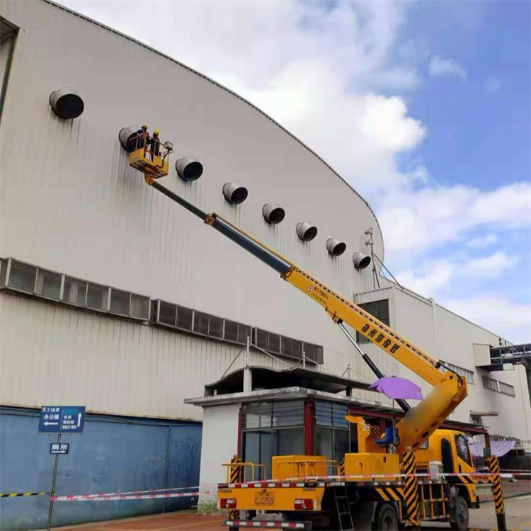 平远高空作业车出租服务：专业广告牌安装解决方案