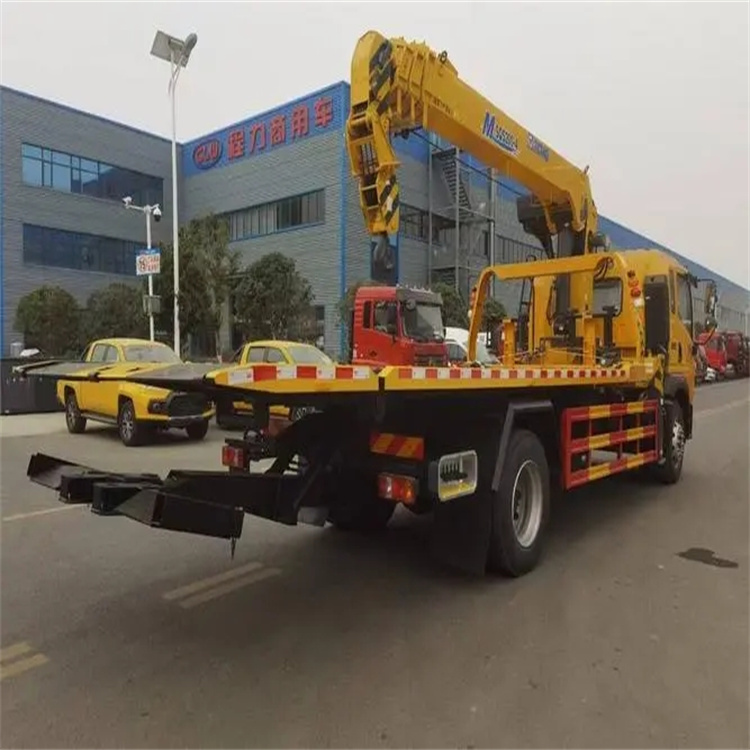 平远附近小随车吊出租电话，轻松解决搬运烦恼